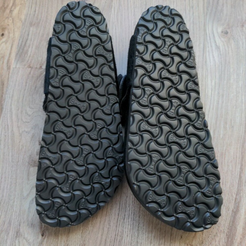 Birkenstock Gizeh Sandals - Picture 11 of 12